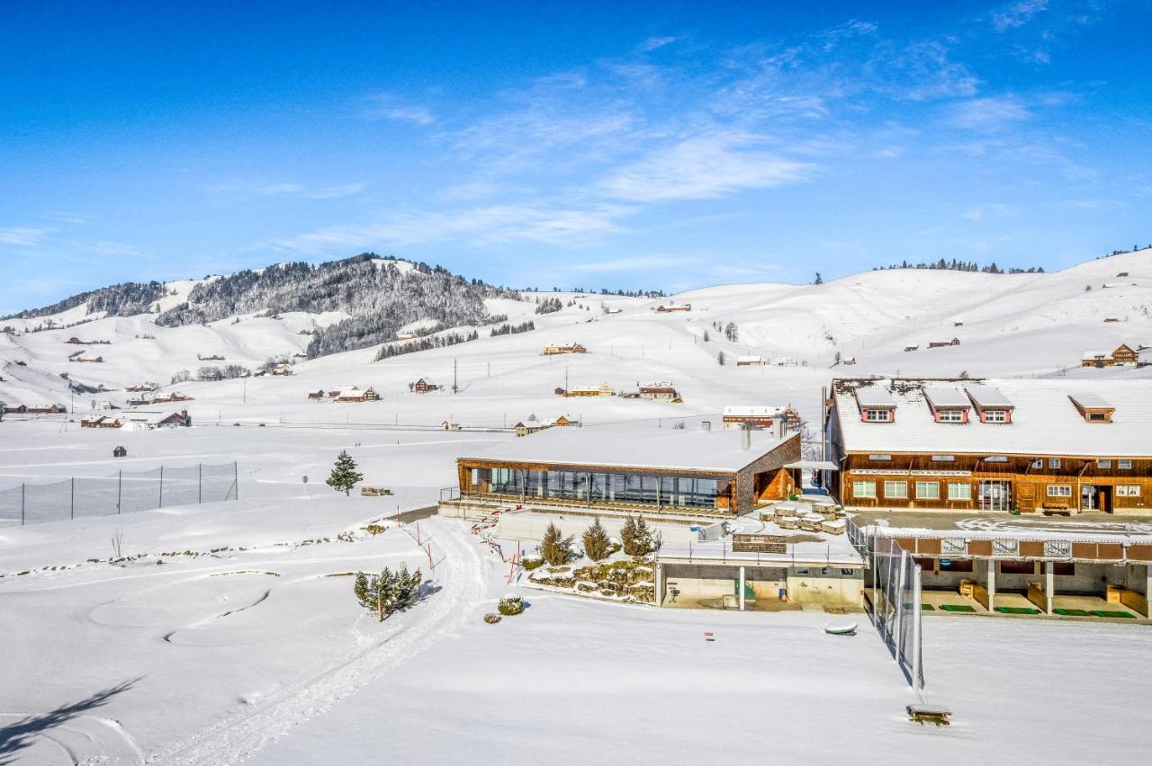 Swiss Mountain Golf-Restaurant Gonten Exteriör bild